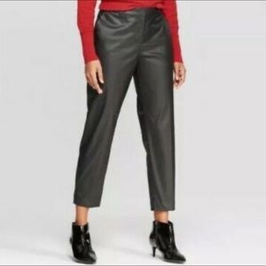 Prologue Black Crop Faux Leather Pants in Size 6